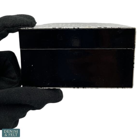 XOXO Women’s Silver-Tone Analog Watch Set w/ 7 Silicone Bands XO9043 NEW/NIB!! - Picture 11 of 14